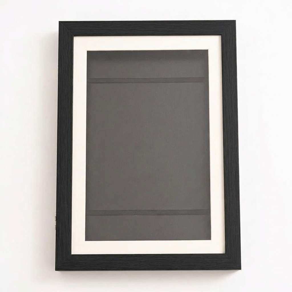 Cadre d'Art Interchangeable A4 | Exposez et Rangez les Œuvres de Votre Enfant en Quelques Secondes