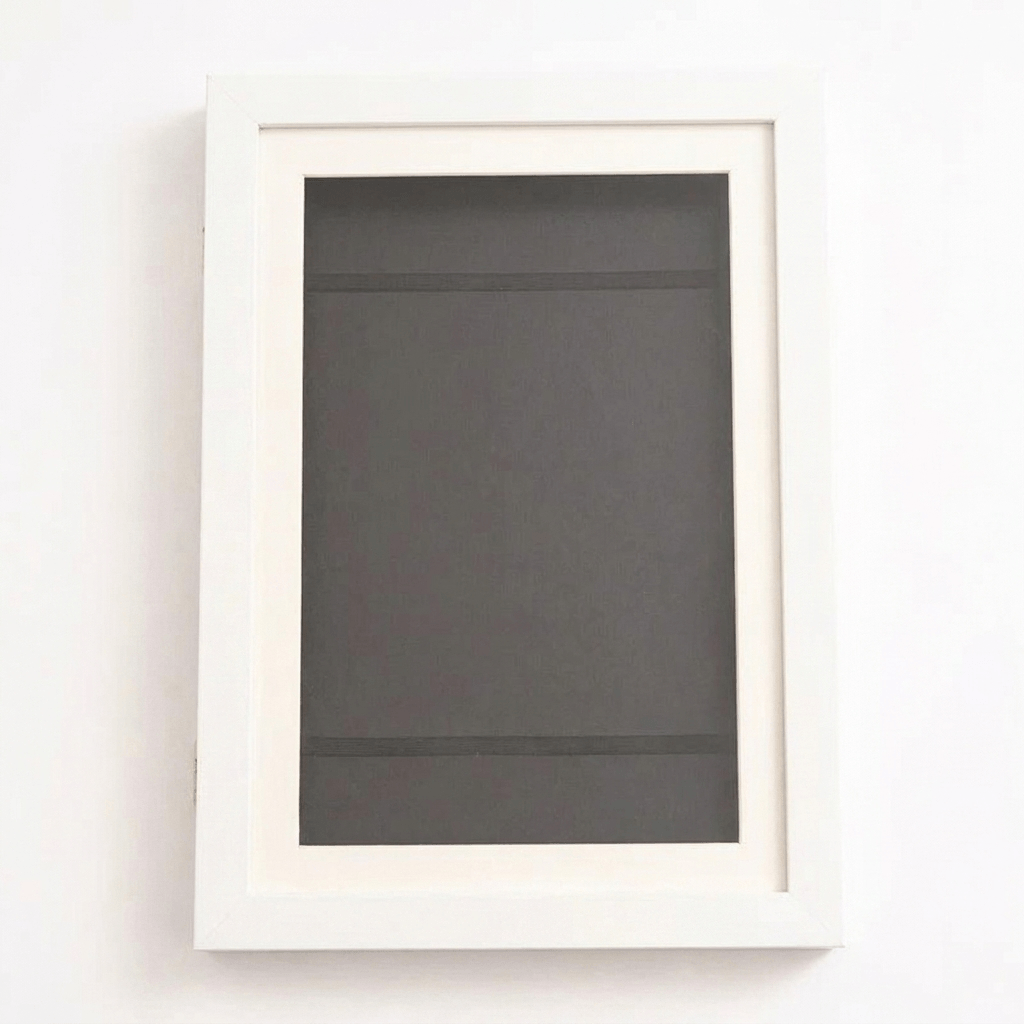 Cadre d'Art Interchangeable A4 | Exposez et Rangez les Œuvres de Votre Enfant en Quelques Secondes